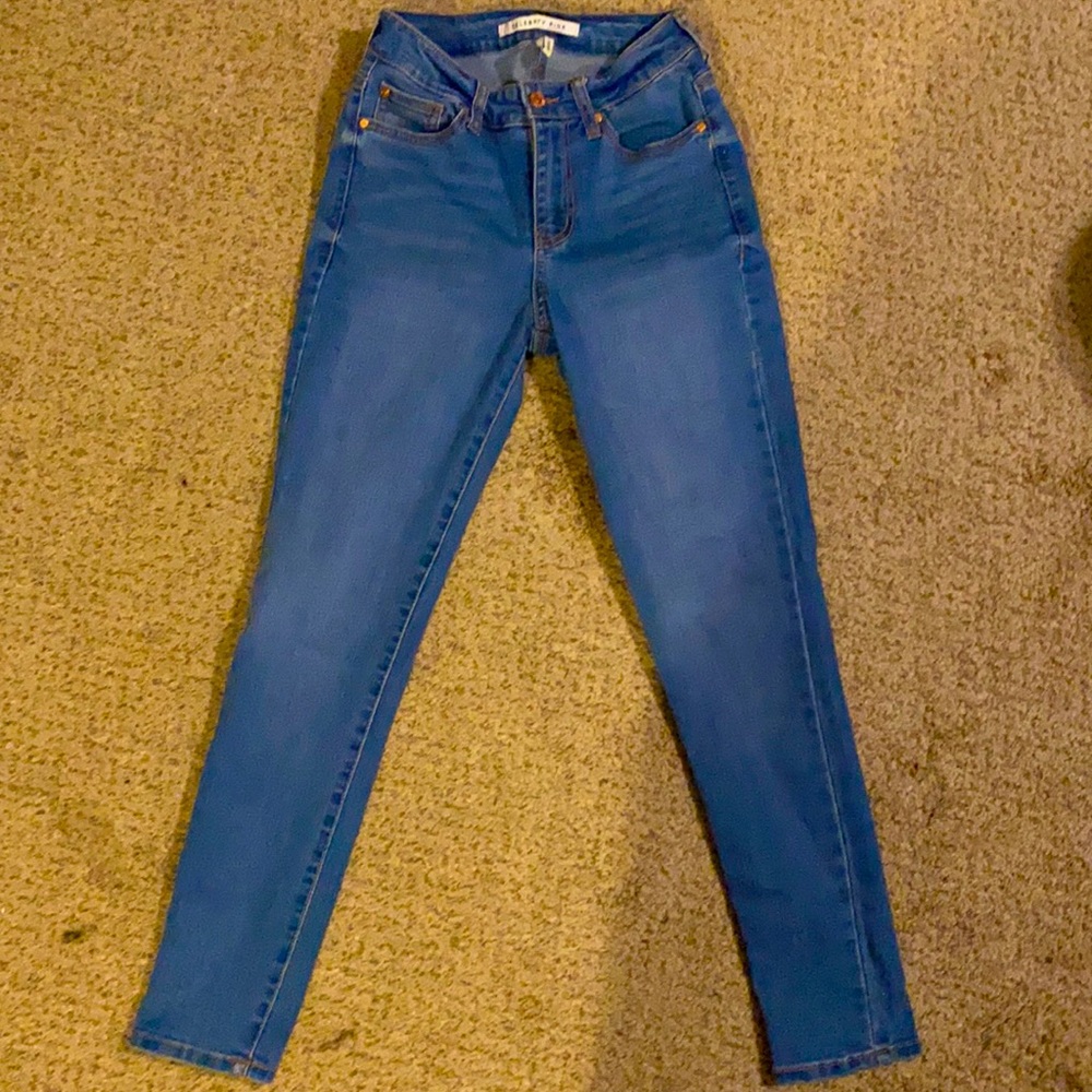 Curvy Skinny Jeans